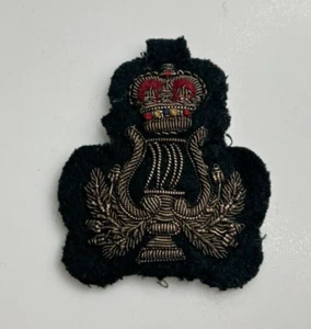 1950's British Army Musician Bullion Cloth Badge 6 x 5 cm's - Picture 1 of 2