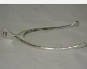 An Antique Sterling Silver Wishbone Sugar Cube Tongs - Picture 1 of 3