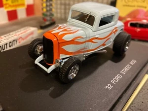 1932 Ford Hot Rod Street Rod, 1:43 scale, New in Box - Picture 1 of 11
