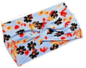 Bamboo fabric soft feel headband with a neat nature print on sky blue. - Picture 1 of 2