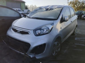 Kia Picanto II TA (2013-2017) Kotflügel Links gebraucht - Bild 1 von 3