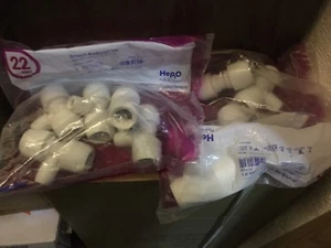 Hep20 Sanitär Steckverbinder 22x22x10mm Reduzier-T-Stücke x 10 & Einsätze x 40 Hep2O Neu - Bild 1 von 2