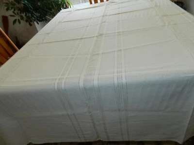 L-23 MANTEL RAYAS AMARILLO PÁLIDO 60 X 94 Foto 1 de 4