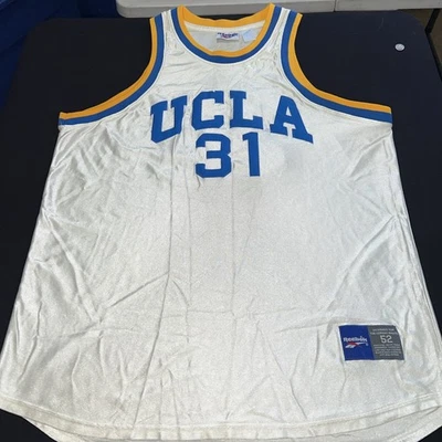 Camiseta vintage años 80 REEBOK, Reggie Miller UCLA BASQUETBALL hecha en Corea Foto 1 de 4