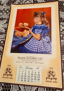 Vintage Livestock Feeds Paper Unused 1957 Calendar Chicks Girl Gingham 014-024 - Picture 1 of 10