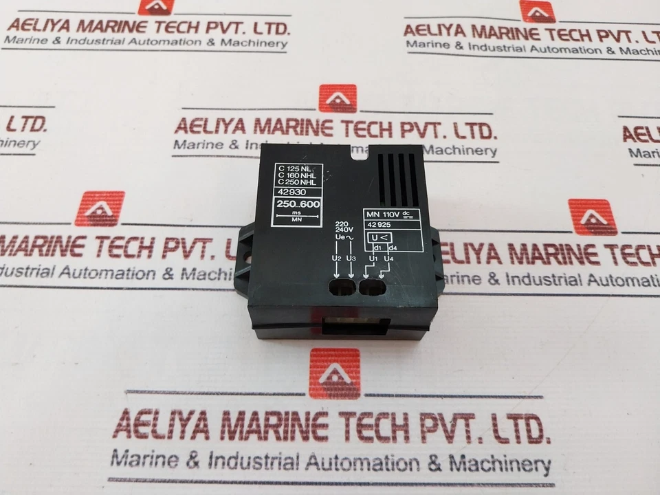 MERLIN GERIN Temperature Controller 42930 - Image 1 of 4