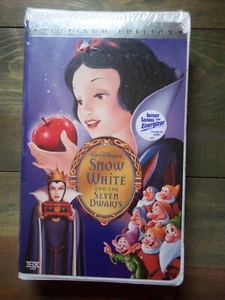 Snow White and the Seven Dwarfs, Platinum Edition VHS Tape - Picture 1 of 3