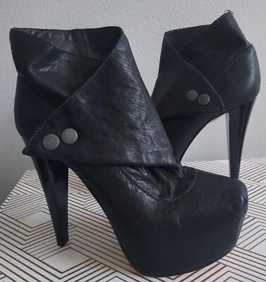 Botines Alice + Olivia de cuero negro con plataforma arrugada talla 37,5 Foto 1 de 4