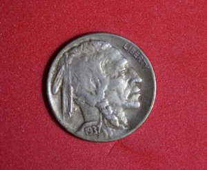 ESTATE FIND 1937-S Buffalo Nickel #P28131 - Picture 1 of 2
