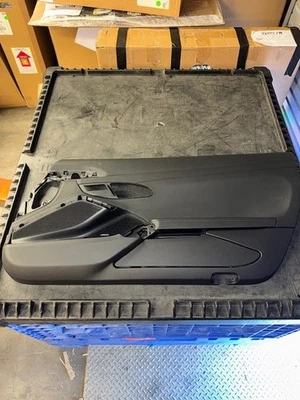 OEM PORSCHE 911/BOXTER/CAYMAN DOOR PANEL 991-555-204-19-DK4 - Image 1 of 4