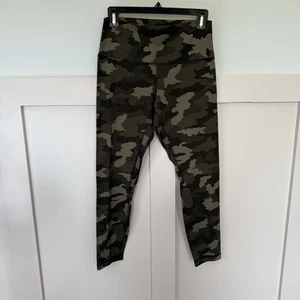 Lululemon Align High Rise Pant 24” Inseam Size 10 Camouflage Green Running Yoga - Picture 1 of 6