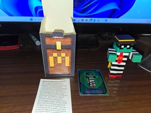 McDonald’s Minecraft Film Essen Spielzeug für Erwachsene Zombie Hamburglar & unbenutzte Codekarte - Bild 1 von 1