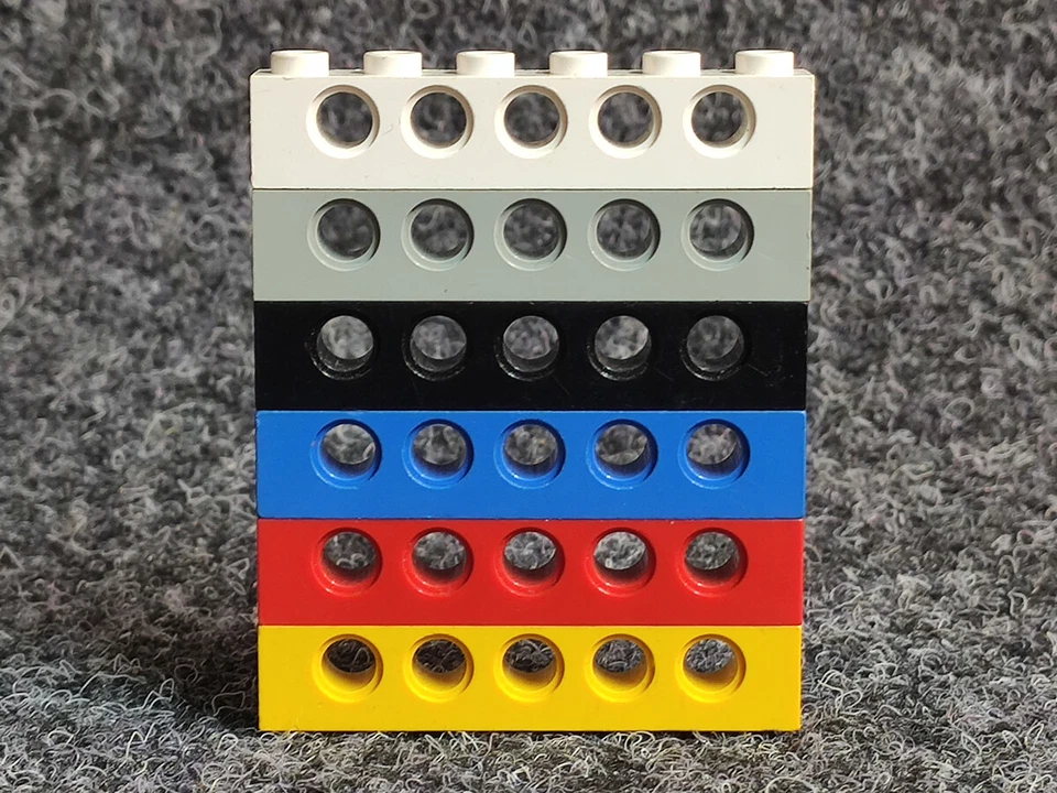 Lego 2 x 3894 Technic Technik Stein mit 5 Löchern 1 x 6 - FARBE wählen - Bild 1 von 1