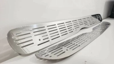 Espejo retrovisor Ford Ranger de acero inoxidable para tracción en las 2 ruedas 1997-1998 Foto 1 de 4