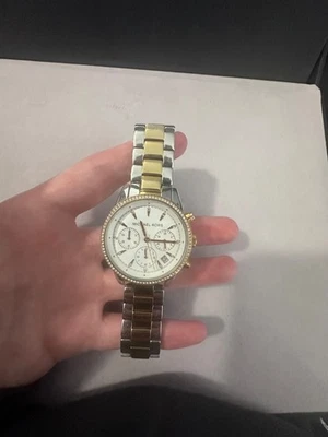 Reloj para mujer Michael Kors Ritz 37 mm acero inoxidable/oro Foto 1 de 4