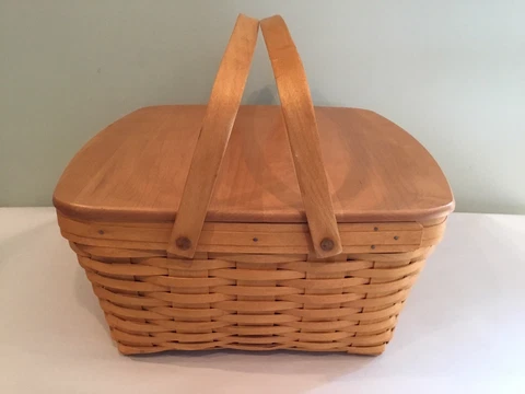 Longaberger 2000 Hostess Homecoming Basket w/3 Plastic Stackable Protector Liner Cover