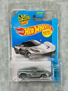 ๐ฎ๐นHot Wheels Ferrari Laferrari Silver HW City 2014 Speed Team Grey H23๐ฎ๐น - Picture 1 of 8