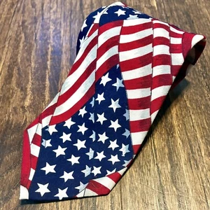 MAGA Patriotic Men’s Tie Red White Blue USA American Flag EXCELLENT CONDITION! - Picture 1 of 8