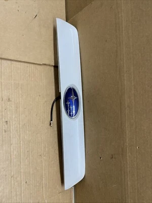 Subaru Impreza 2017 2018 2019 2020 hatchback puerta levadiza maletero moldura OEM vagón K1X Foto 1 de 4