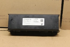 2019 CHEVROLET TAHOE TEMPERATURE CONTROL MODULE 84335792 - Picture 1 of 8