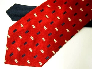 Tommy Hilfiger Mens Necktie Tie Red Beige Navy Blue Geometric Two-Tone 57" - Picture 1 of 4