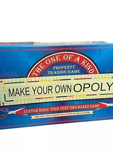 MAKE YOUR OWN OPOLY Spiel 🎲 Anpassbares Monopoly Set: Brett • Karten • Geld - Bild 1 von 10