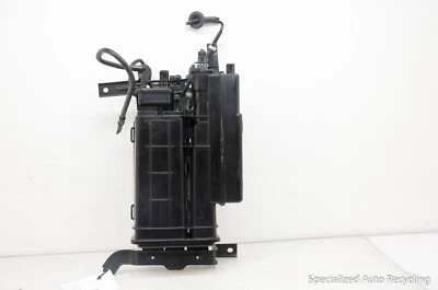 Nissan Altima 2015 bote de emisiones de evaporador de combustible Foto 1 de 4