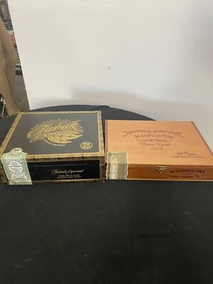 Lote de 2-Jabak Especial" y La Aroma De Cuba ~ Cajas de Almacenamiento Vacías ~ Foto 1 de 4