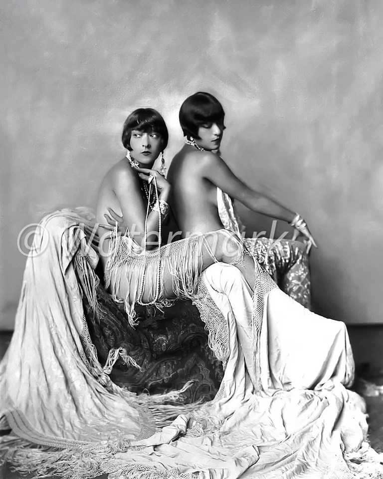 Flapper Girl - Ziegfeld Follies 8X10 PUBLICITY PHOTO Vintage 1920s glamour - Image 1 of 1