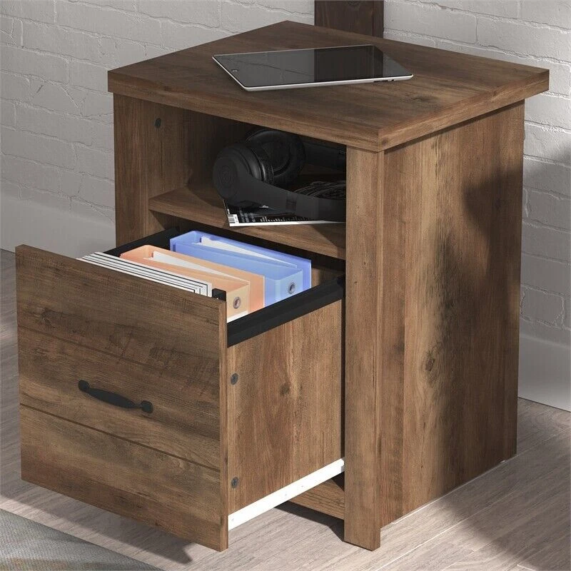 Деревянный торцевой столик Hillsdale Lancaster с USB и розеткой для хранения узловатый дуб - Изображение 1 из 1