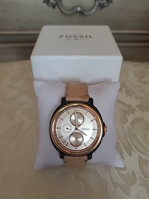 RELOJ MUJER FOSSIL CHELSEY MULTIFUNCIÓN DÍA Y FECHA BEIGE CUERO ES3772 NUEVO SIN ETIQUETAS  Foto 1 de 4