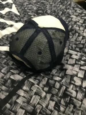 Carhartt gorra mas otra Oakley - Imagen 1 de 4