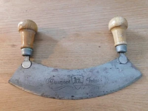 PEUGEOT vintage HACHOIR COUPERET de BOUCHER BOUCHERIE lune BERCEUSE couteau - Afbeelding 1 van 9