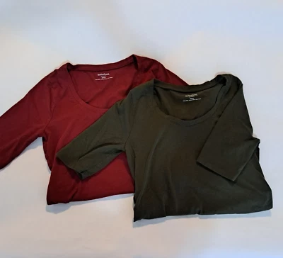 Motherhood Maternity Womens Scoop Neck Tops Dark Green and Dark Red S (Lot Of 2) - Image 1 of 4