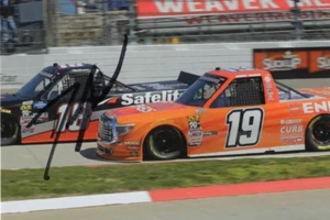 DEREK KRAUS NASCAR Racing Race Car Driver Auto Autographed Signed 4x6 Photo A - Picture 1 of 1