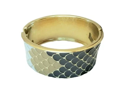 Natural Ombre Enamel Fish Scale Animal Print Hinged Bangle Clamper Cuff Bracelet - Imagem 1 de 4