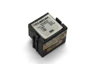 ENCHUFE DE CLASIFICACIÓN GE SPECTRA RMS TIPO SRPE30A 30 AMP - Imagen 1 de 4
