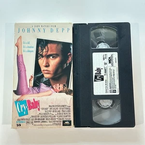 Cry Baby VHS 1990 John Waters Johnny Depp Traci Lords Rare Cult Favorite - Afbeelding 1 van 6