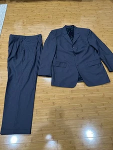 Bachrach Grey Wool Suit Mini Check Reda Super 100’s Italian Fabric 42R - Picture 1 of 14