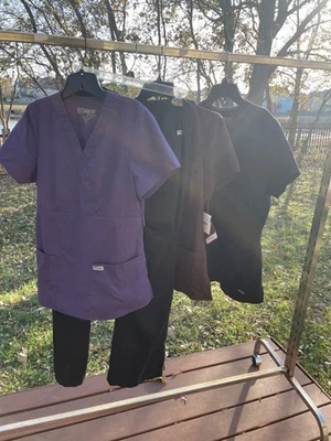 Greys Anatomy Scrubs 3 Top 1 Pants Size Medium Medical - Image 1 of 4