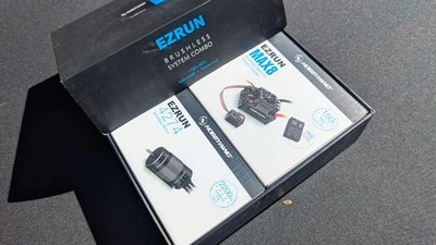 HOBBYWING MAX8 EXC COMBO W/EZRUN 2200KV MOTOR W/TRAXXAS PLUG 4274 NEW - Image 1 of 4