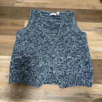Colete Feminino Vintage Country Craft Cottagecore Crochê Botão Azul/Branco TAMANHO MÉDIO - Imagem 1 de 4