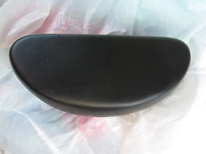 EUC BLACK SUNGLASSES HARD CASE - Picture 1 of 2