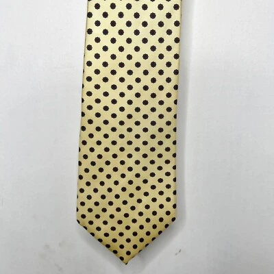 NOS Vintage Gloria Vanderbilt Men’s Necktie 100% Silk Yellow Medallion USA Tie - Image 1 of 4