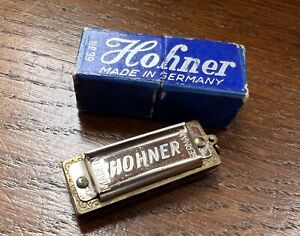 Harmonica ancien miniature HOHNER - a voir
