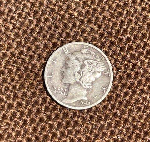 1942 US Dime - Mercury Dime Liberty Head 10 Cent Coin 90% Silver 10% Copper Cover