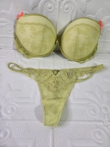Victoria's Secret Very Sexy Lot Set Push-up Bra 36DD/Lg Green - Picture 1 of 19