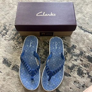Sandalias Clarks Chanclas Tanga Para Mujer Talla 8 Lote Mediano Azul Bevin Con Caja - Imagen 1 de 7
