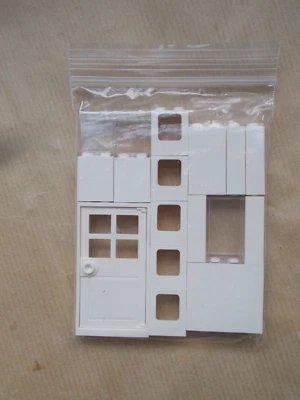 VENTANAS LEGO SECCIONES DE PARED BLANCAS Y TRANSPARENTES, MARCO DE PUERTA + PUERTA NUEVO PK 2 SIN CIUDAD DE CRISTAL Foto 1 de 4