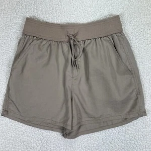 BBJ Shorts Women’s Size Mediums Tan Khaki Stretch Waist Drawstring - Picture 1 of 9